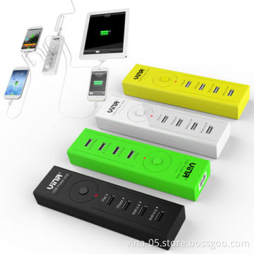 4-port smart USB charger